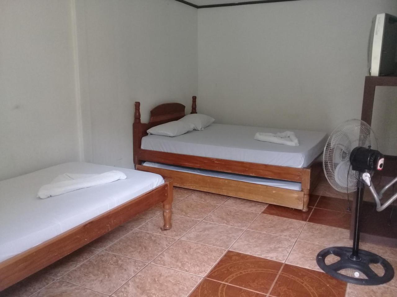 Hostel Orozco - Costa Rica Río Cuarto Exteriör bild