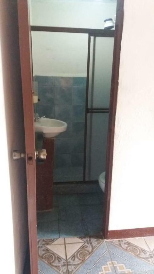 Hostel Orozco - Costa Rica Río Cuarto Exteriör bild